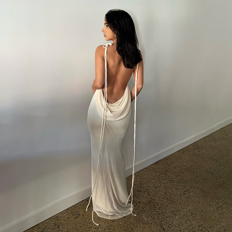 Backless Bae