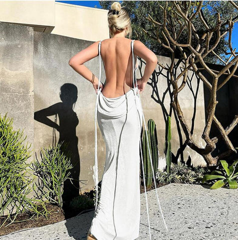 Backless Bae